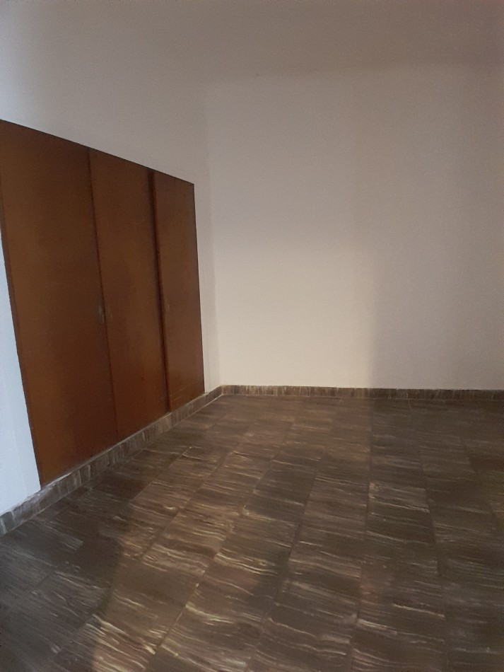 ALQUILAMOS CASA FORMOSA AL 600