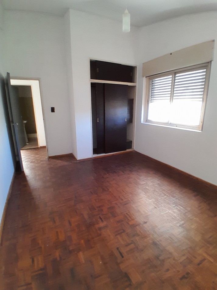 ALQUILAMOS DUPLEX Calle Santa Fe 450