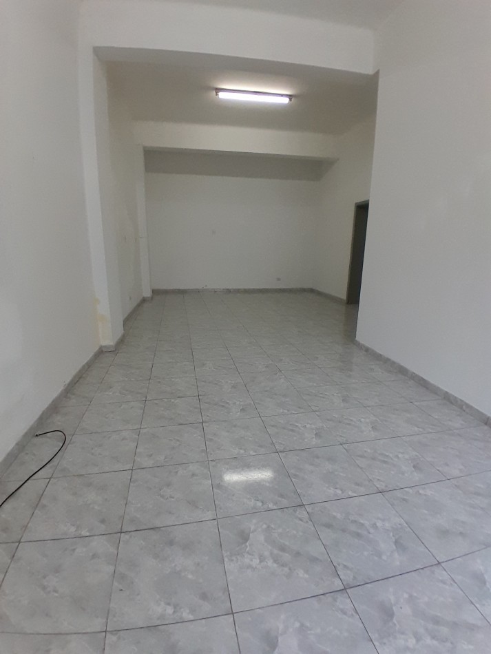 INMOBILIARIA GOMEZ GHISI Y D. FENES NEG INMOB. ALQUILAN: