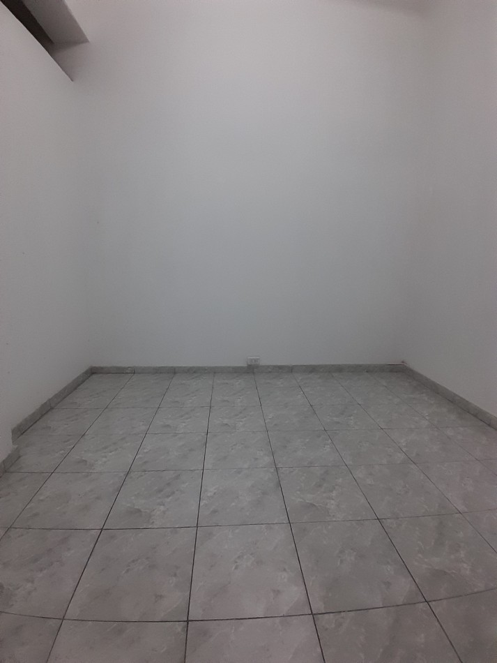 INMOBILIARIA GOMEZ GHISI Y D. FENES NEG INMOB. ALQUILAN: