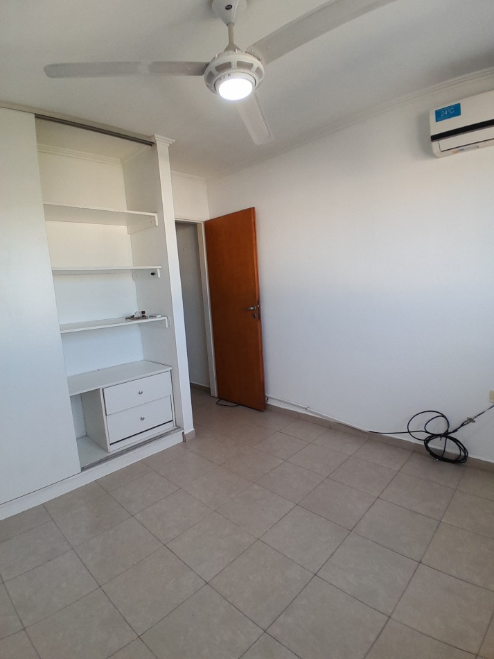 VENDEMOS Alem 846 (Zona Terminal)