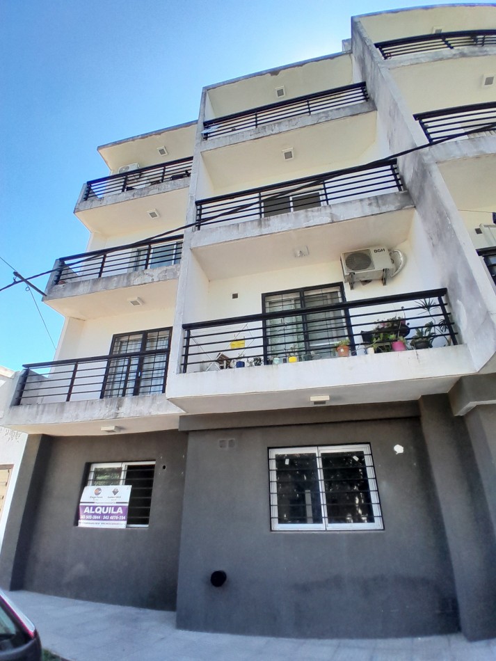 ALQUILAMOS MONOAMBIENTE CALLE DERQUI 733
