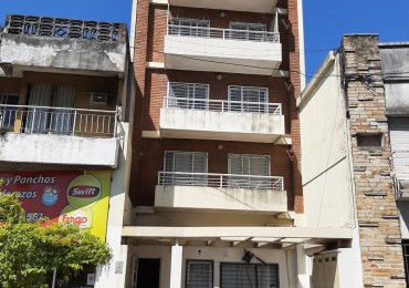 INMOBILIARIA GOMEZ GHISI Y D. FENES NEG INMOB. ALQUILAN: