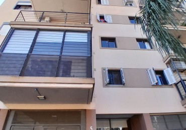 ALQUILAMOS Semi piso calle Cervantes 550 3 dormitorios